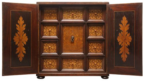 ITALIAN MARQUETRY INLAID TABLETOP