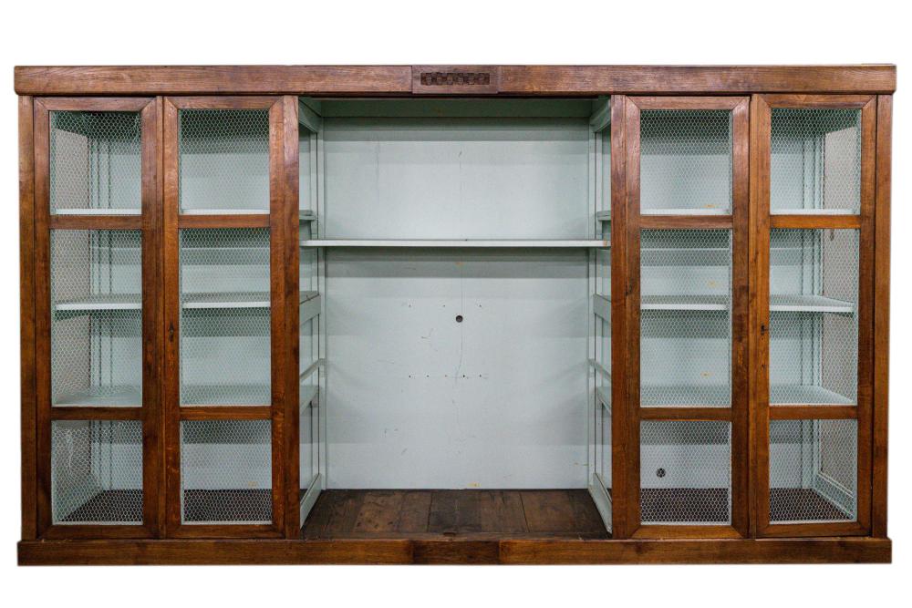 ITALIAN MESH-FRONT OAK