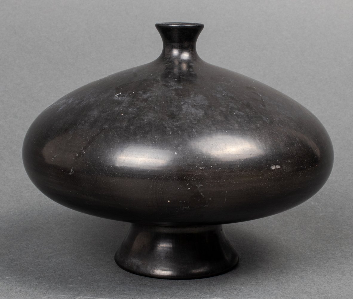ITALIAN MID-CENTURY MODERN BUCCHERO