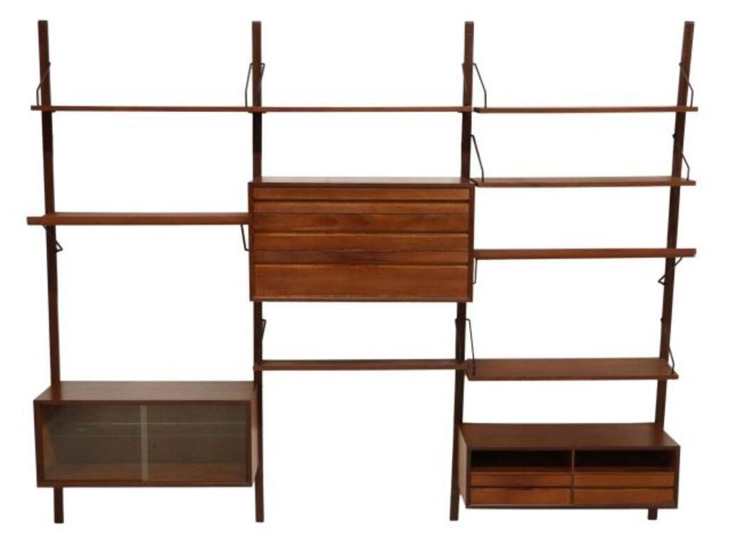 ITALIAN MID-CENTURY MODERN TEAK