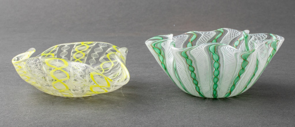 ITALIAN MURANO HANDKERCHIEF GLASS