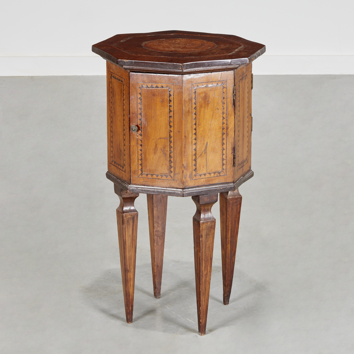 ITALIAN NEO-CLASSIC OCTAGONAL