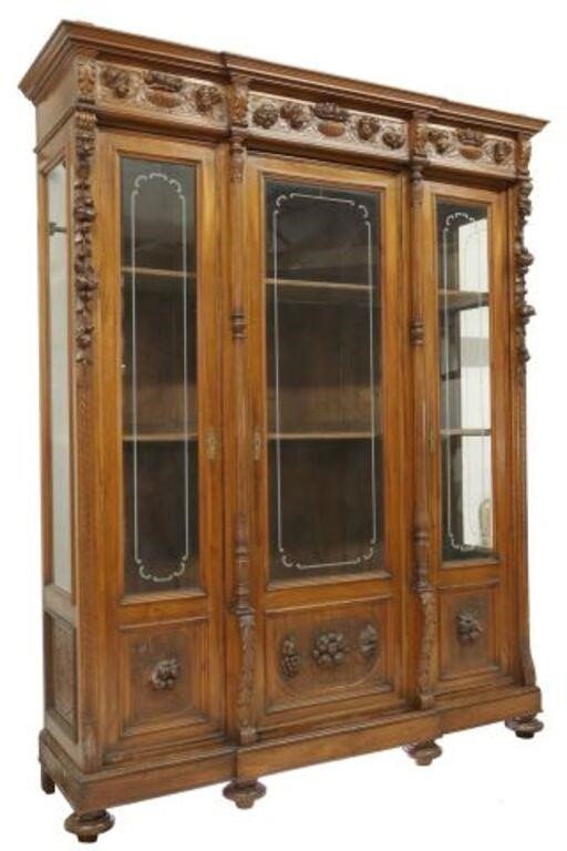 ITALIAN NEOCLASSICAL STYLE CARVED