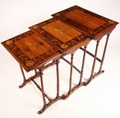 ITALIAN NESTING TABLES - Set o