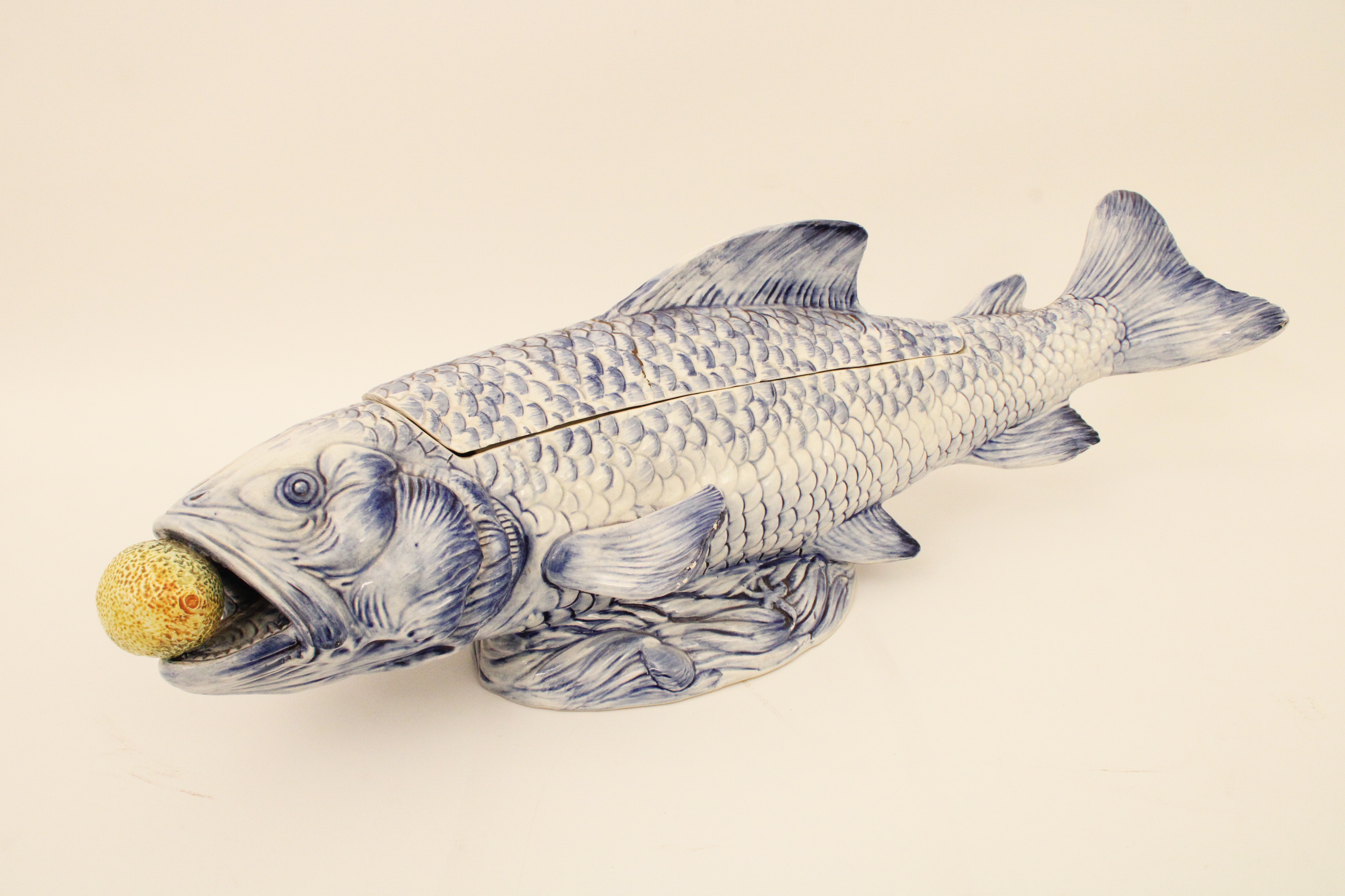 ITALIAN PORCELAIN FISH TUREEN