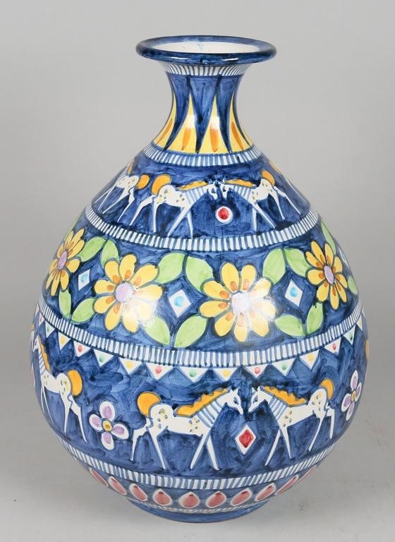 ITALIAN POTTERY VASEItalian pottery