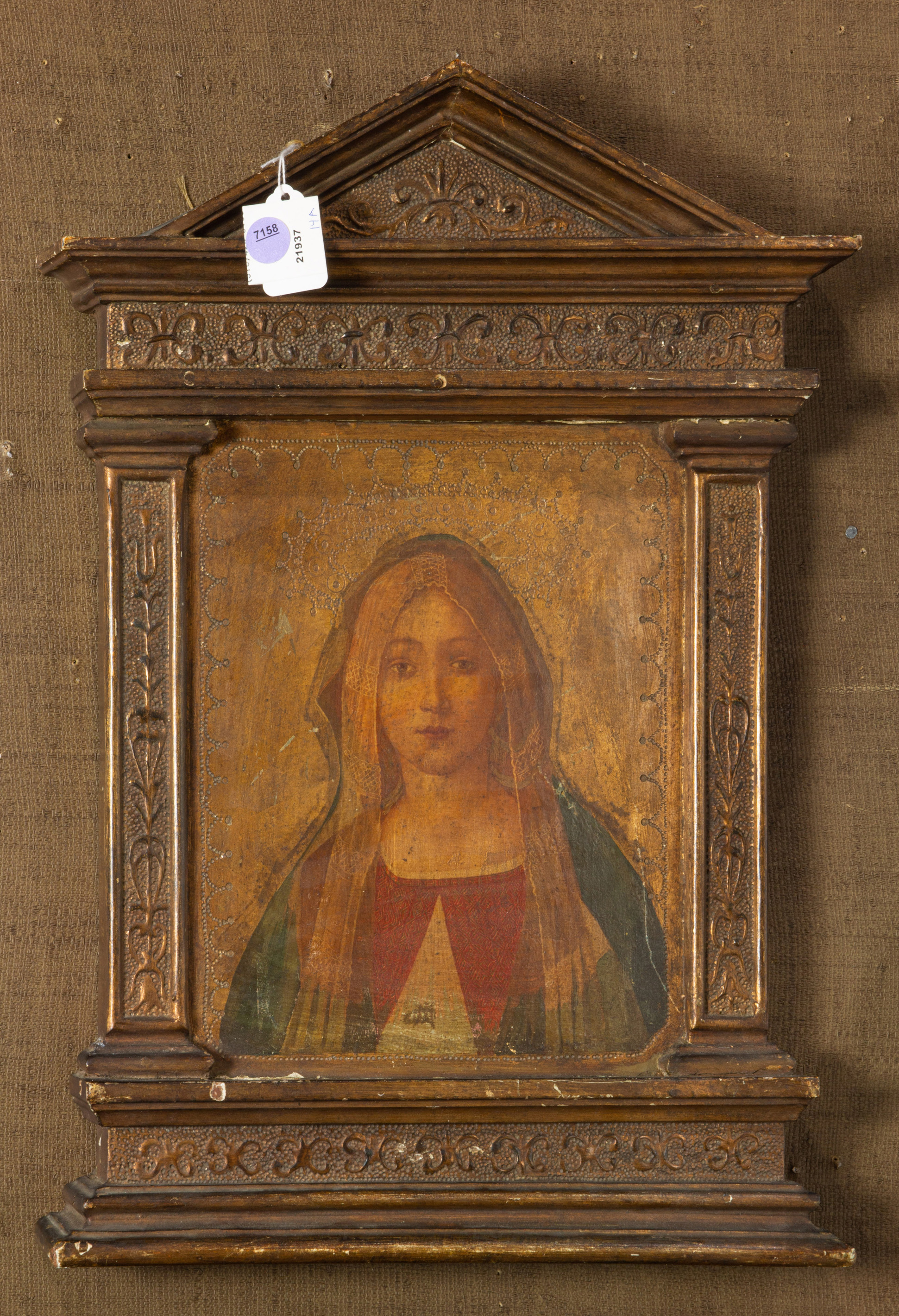 ITALIAN RENAISSANCE STYLE CARVED