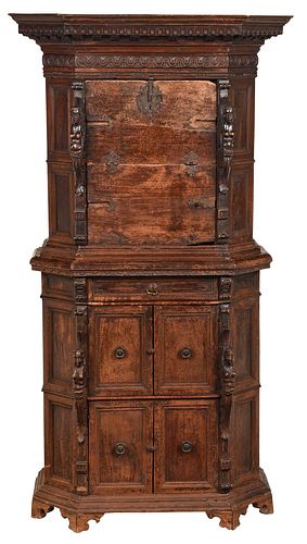 ITALIAN RENAISSANCE STYLE CARVED
