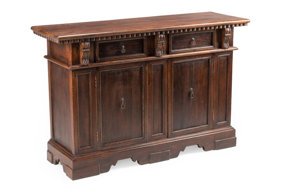 ITALIAN RENAISSANCE-STYLE CARVED