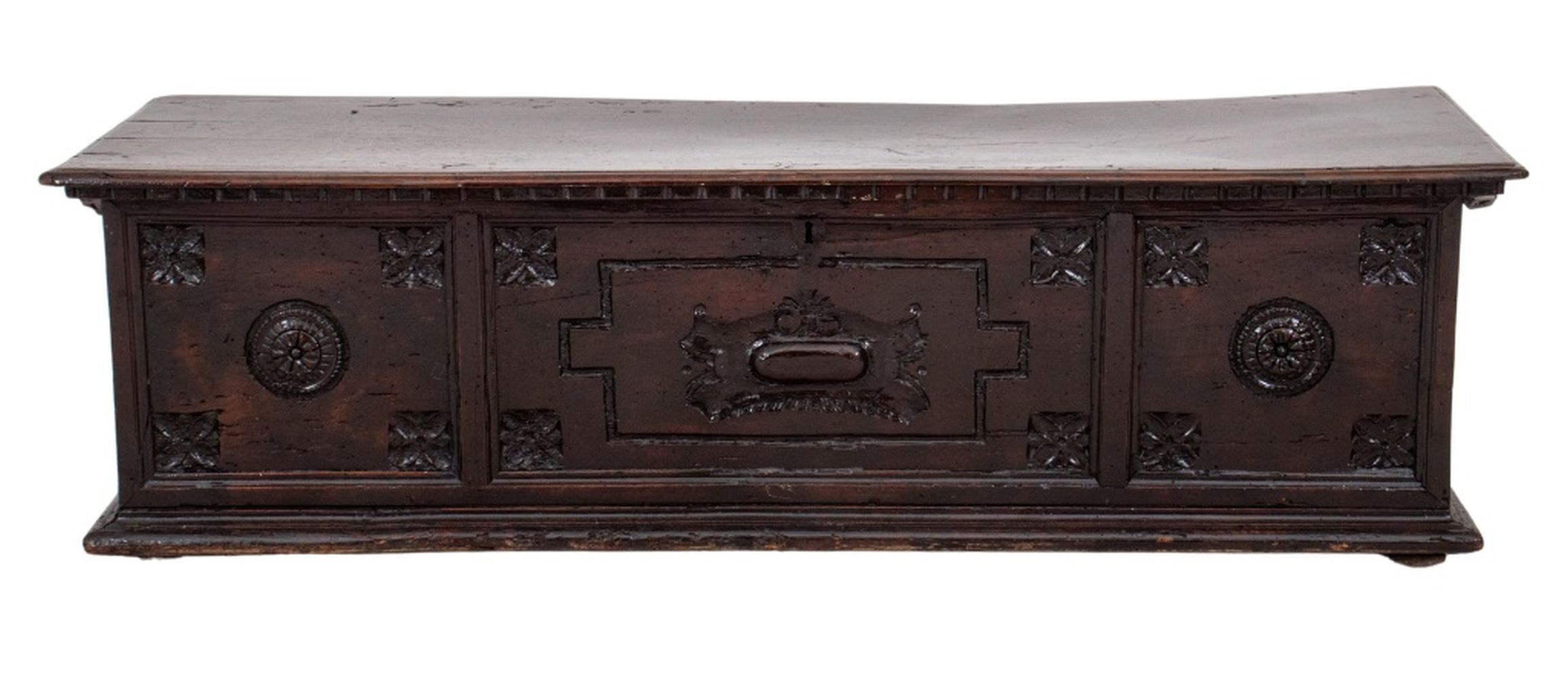 ITALIAN RENAISSANCE STYLE WALNUT