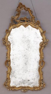 ITALIAN ROCOCO CARVED GILTWOOD