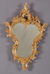 ITALIAN ROCOCO CARVED GILTWOOD