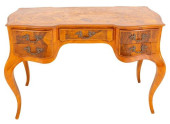 ITALIAN ROCOCO STYLE WALNUT VE