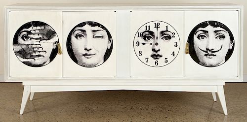 ITALIAN SIDEBOARD MANNER OF