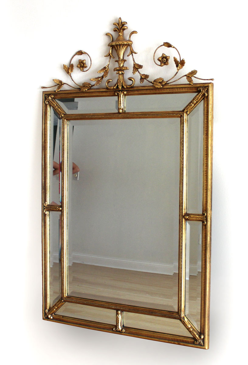 ITALIAN STYLE GILT WOOD FRAMED