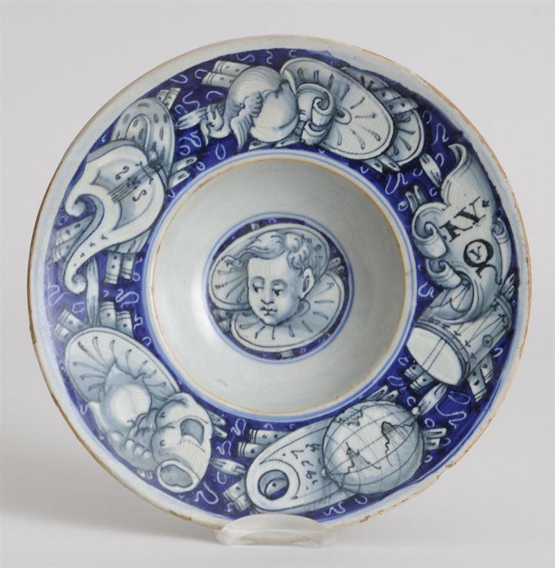 ITALIAN TIN-GLAZED EARTHENWARE BLUE