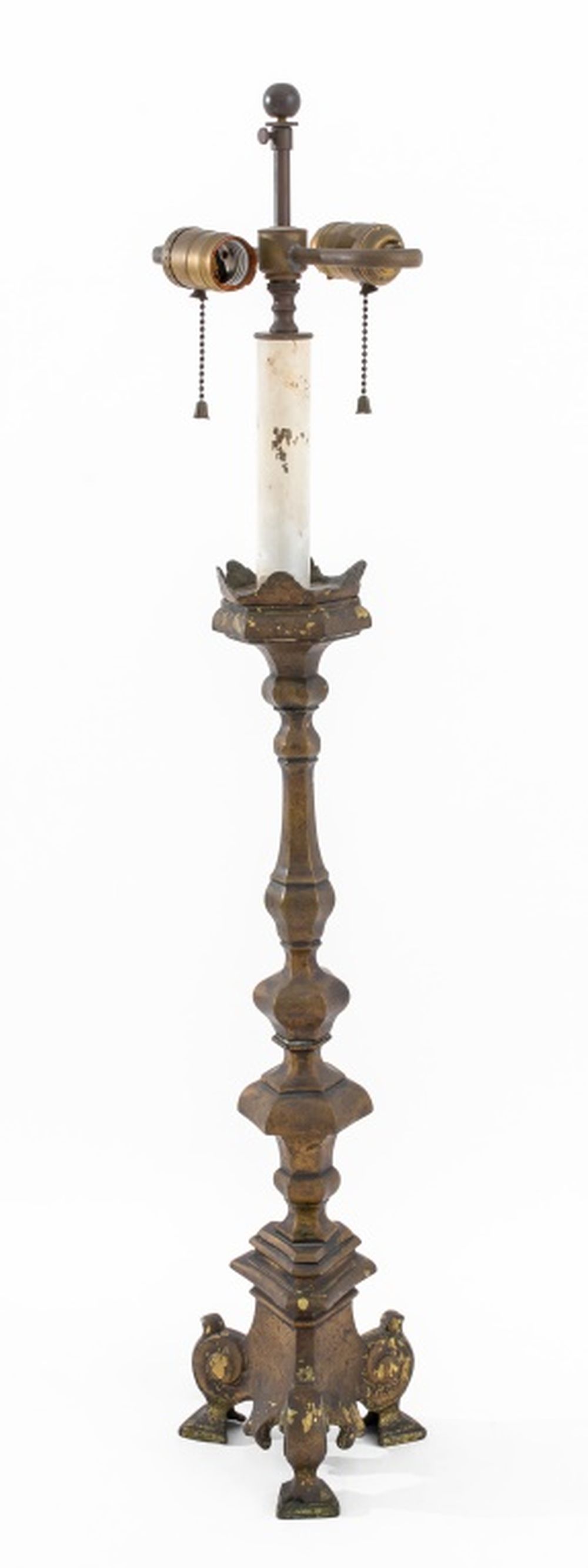 ITALIAN TURNED BRASS CANDLESTICK
