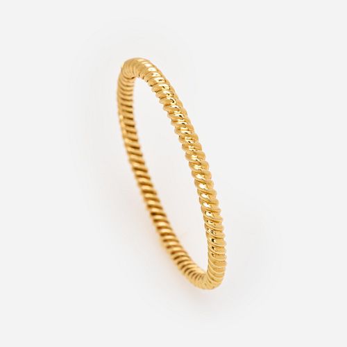 ITALIAN TWIST MOTIF HINGED BANGLE