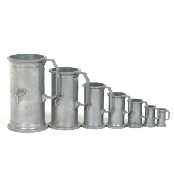 ITALIAN VINTAGE PEWTER "SEVEN