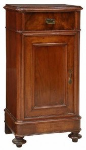 ITALIAN WALNUT BEDSIDE CABINET