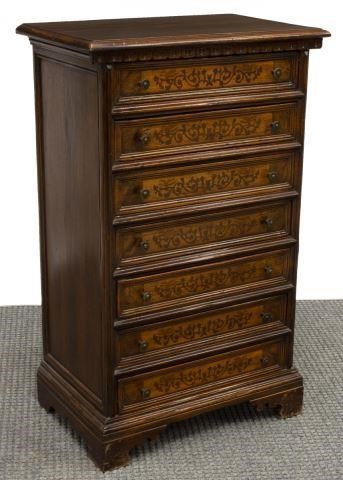 ITALIAN WALNUT SEMAINIER CHEST OF
