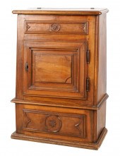 ITALIAN WALNUT SIDE CABINETwit