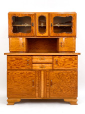 ITLAIAN PINE SIDBOARD WITH HUT