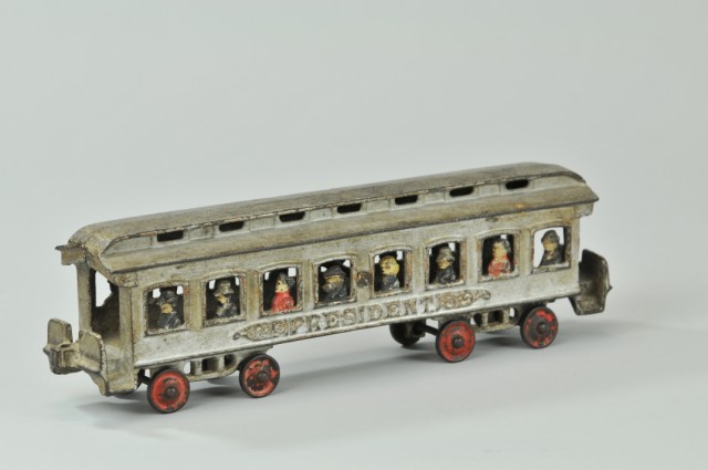 IVES PRESIDENT FLOOR TRAIN COACH