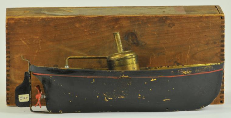 IVES STEAM POWERED YACHT WITH BOX