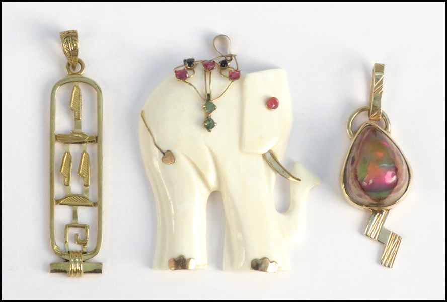 IVORY ELEPHANT FORM PENDANT.