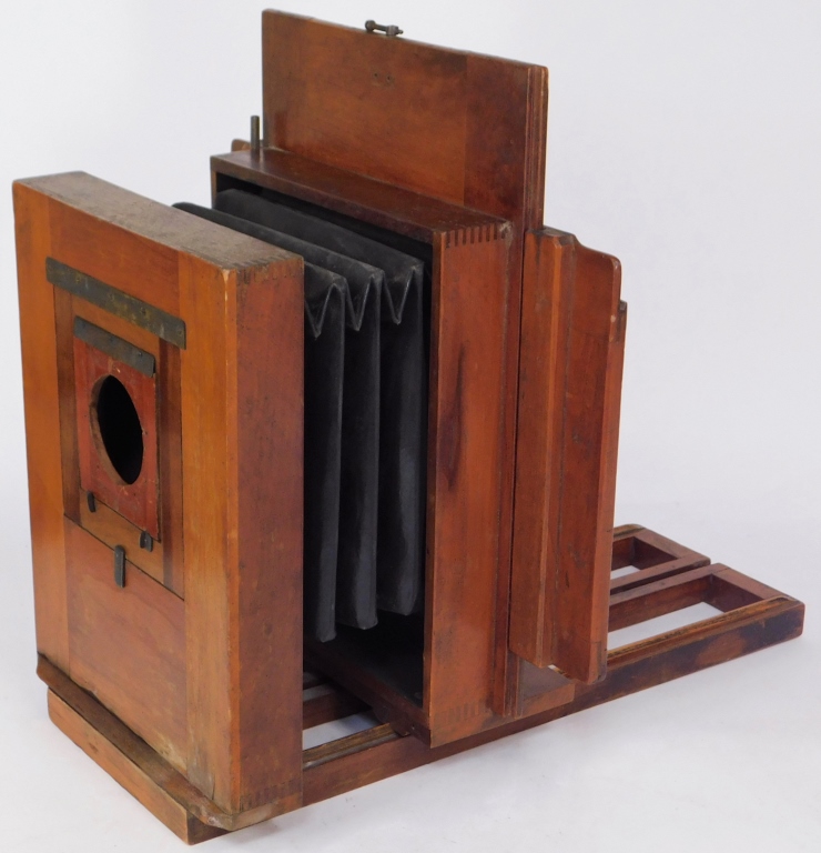 J. A. ANDERSON UNIVERSAL 5X8 CAMERA