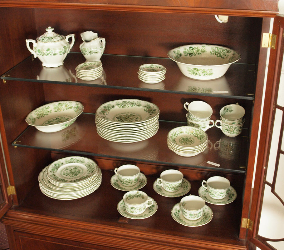 J & G MEAKIN GREEN TRANSFER WARE