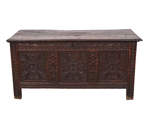 JACOBEAN OAK COFFERJacobean oak