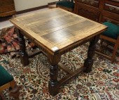 JACOBEAN STYLE OAK DRAW-LEAF D