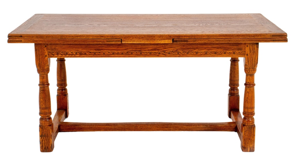 JACOBEAN STYLE OAK EXTENDING DINING