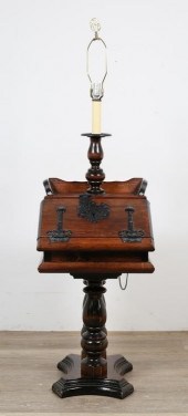 JACOBEAN STYLE TAVERN LAMP TAB