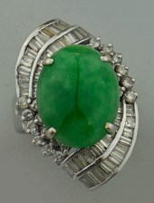 JADE AND DIAMOND RING WITH G.I
