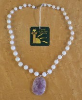 JADE AND FOURTEEN KARAT GOLD B