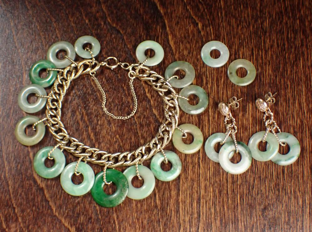 JADE AND GOLD BRACELET AND