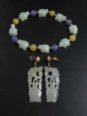 JADE BRACELET AND PAIR OF EARR