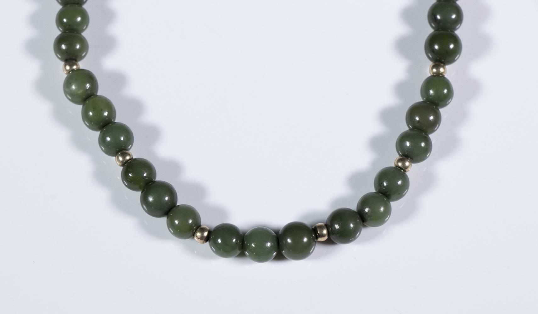 JADE & GOLD BEAD NECKLACE Single