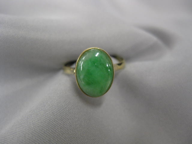 Jade Ring fine apple green stone in