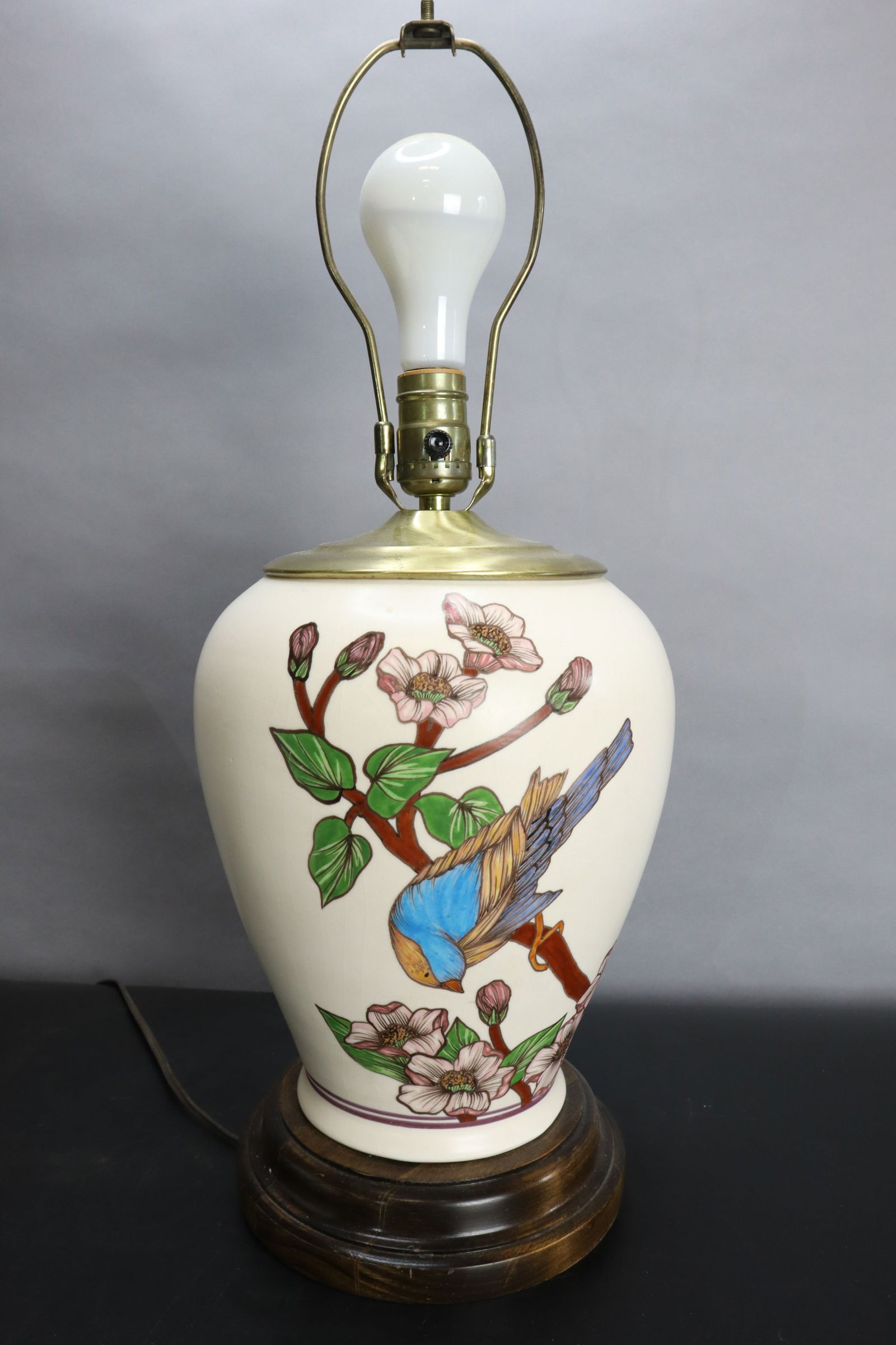 JAMES HARDMAN LAKSHMI BIRD LAMP,