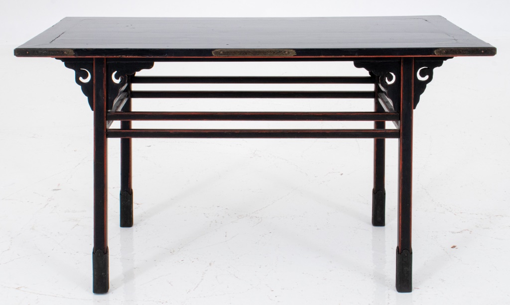 JAPANESE BLACK LACQUER ALTAR TABLE,
