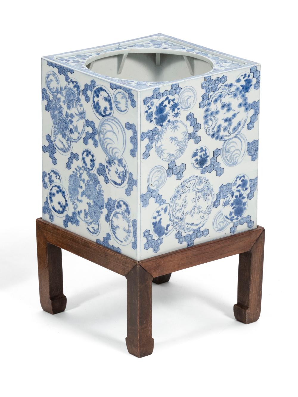 JAPANESE BLUE AND WHITE PORCELAIN