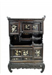 JAPANESE BONE MOUNTED EBONIZED
