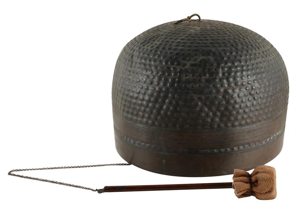 JAPANESE BRONZE BELLwith hammer;