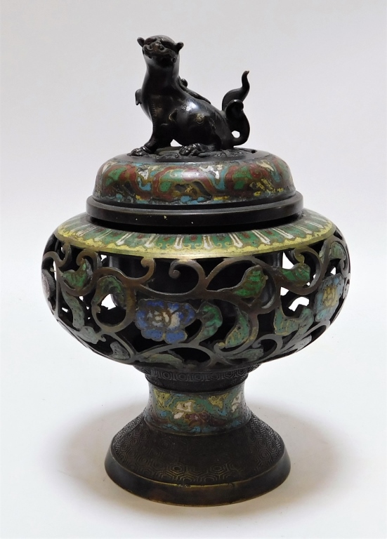 JAPANESE BRONZE CLOISONNE FOO DOG