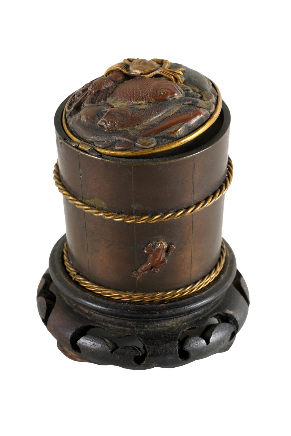 JAPANESE BRONZE INKWELLthe hinged