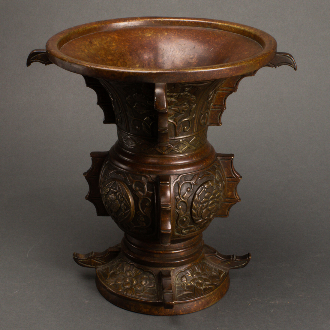 JAPANESE BRONZE VASE Japanese